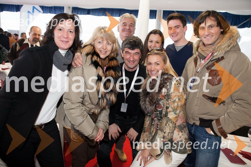 Julijana; ...; Aleksander Batič, izvršni direktor NKBM za področje osrednje Slovenije; Rok Drašler, direktor podjetja MDM d.o.o.; ...; ...;. ...49. Zlata lisica, veleslalom in druženje v VIP prostoru