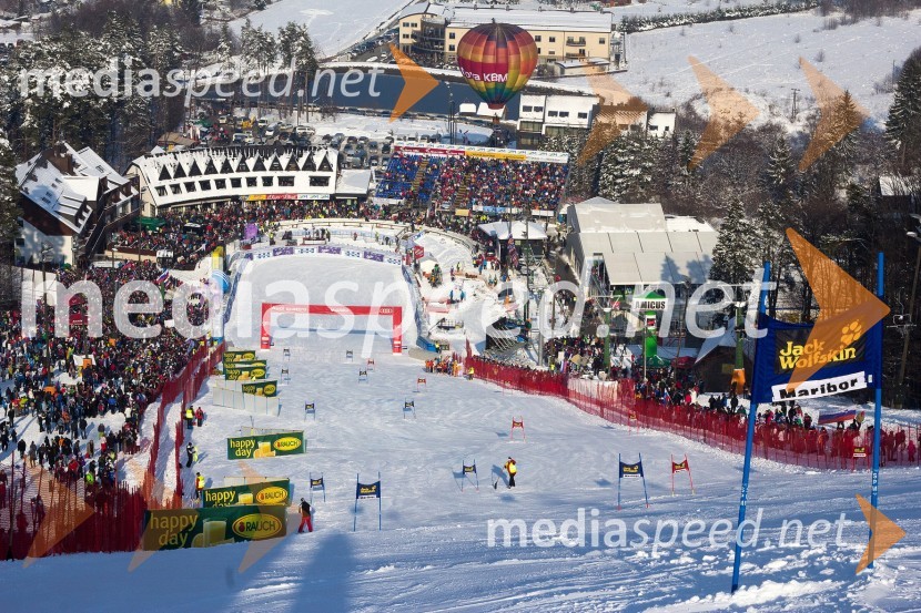 Snežni stadion Pohorje49. Zlata lisica, veleslalom in druženje v VIP prostoru