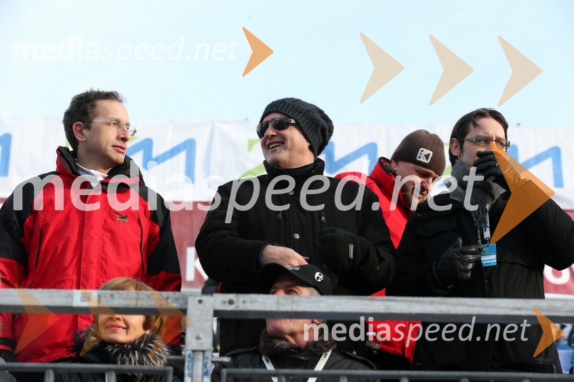 Žiga Turk, minister za izobraževanje, znanost, kulturo in šport; mag. Drago Balent, v.d. generalnega direktorja Direktorata za šport; Sebastijan Magdič, odnosi z javnostmi ministrstva za izobraževanje, znanost, kulturo in šport49. Zlata lisica 2012, slalom in druženje v VIP prostoru