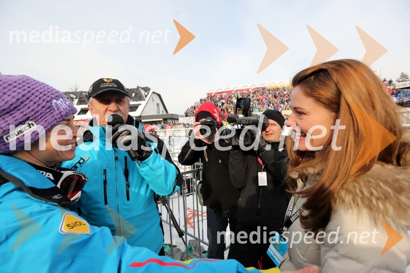 Tina Maze, smučarka (SLO);&nbsp;Danilo Kline, vodja protokola Zlata lisica; Urška Bačovnik Janša, soproga Janeza Janše49. Zlata lisica 2012, slalom in druženje v VIP prostoru