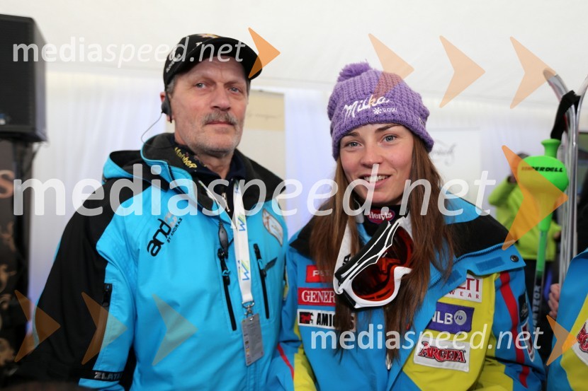 Karl Meier, član OK Zlata Lisica ter vodja varovanja; Tina Maze, smučarka (SLO)49. Zlata lisica 2012, slalom in druženje v VIP prostoru