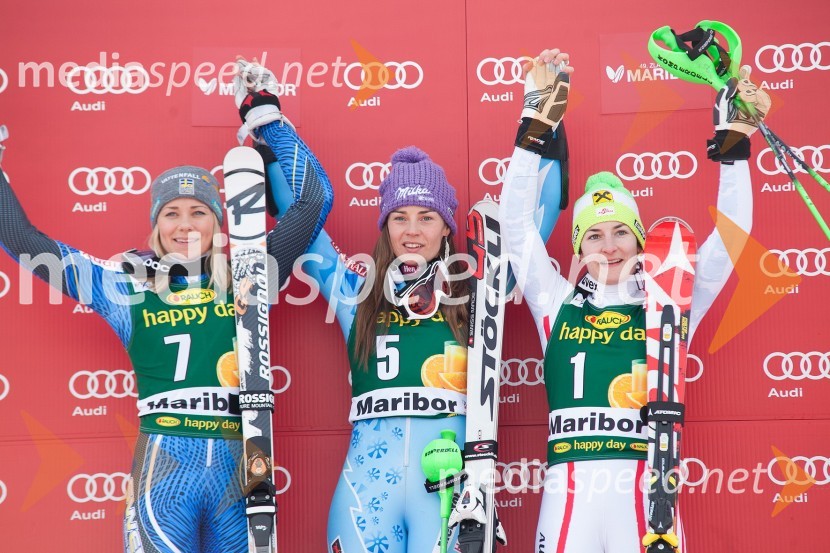 Frida Hansdotter, smučarka (Švedska); Tina Maze, smučarka (SLO); Kathrin Zettel, smučarka (Avstrija)49. Zlata lisica 2012, slalom in druženje v VIP prostoru