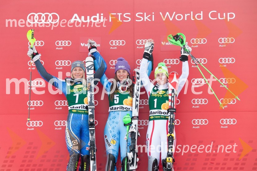 Frida Hansdotter, smučarka (Švedska); Tina Maze, smučarka (SLO); Kathrin Zettel, smučarka (Avstrija)49. Zlata lisica 2012, slalom in druženje v VIP prostoru