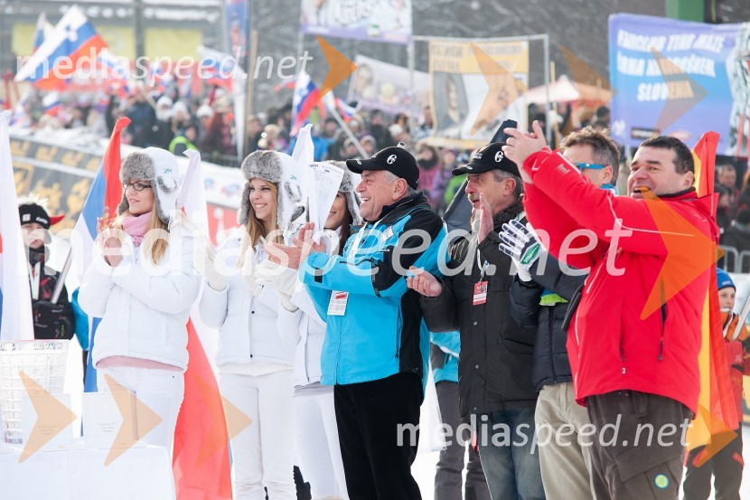 ...; ...;&nbsp;Danilo Kline, vodja protokola Zlata lisica; Drago Cotar, predsednik uprave Zavarovalnice Maribor; Primož Ulaga, predsednik Smučarske zveze Slovenije; Srečko Vilar, generalni sekretar Zlate lisice49. Zlata lisica 2012, slalom in druženje v VIP prostoru