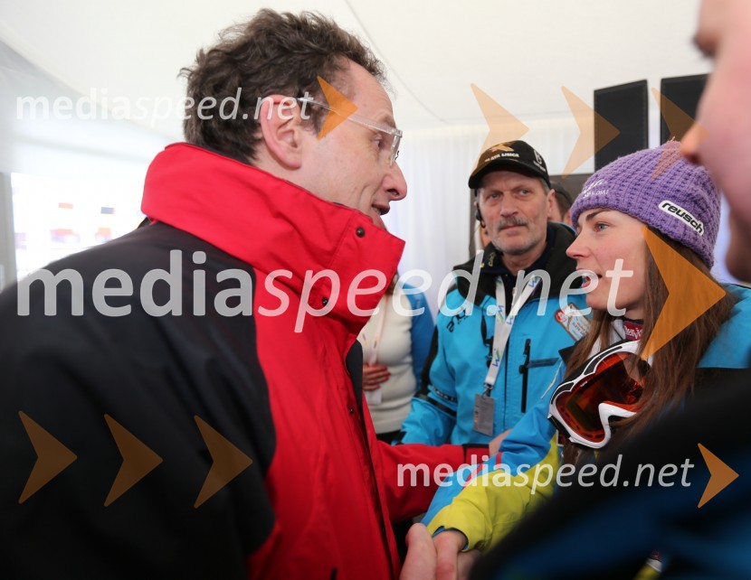 Žiga Turk, minister za izobraževanje, znanost, kulturo in šport; Tina Maze, smučarka (SLO)49. Zlata lisica 2012, slalom in druženje v VIP prostoru