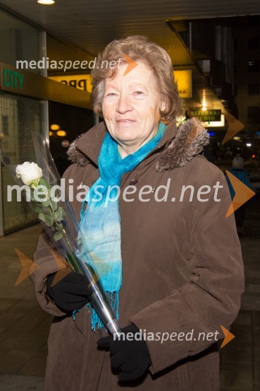 Babica Tine Maze49. Zlata lisica 2012, žrebanje štartnih številk za veleslalom ter koncert skupine Soul Fingers