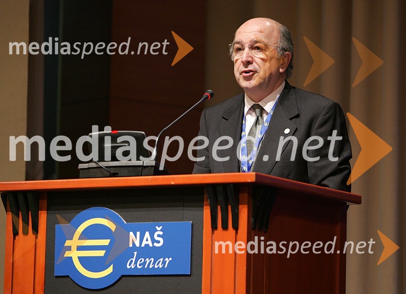 Joaquin Almunia, evropski komisar za gospodarske in denarne zadeveEvro konferenca ob uvedbi evra v Sloveniji