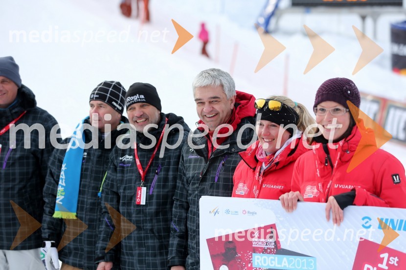 Primož Ulaga, predsednik Smučarske zveze Slovenije; Damjan Pintar, direktor programa turizem Unitur d.d.; ...; ...; ...Svetovni pokal v deskanju na snegu