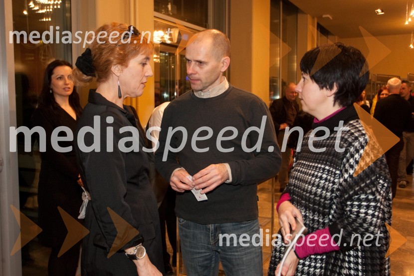 Barbara Hieng Samobor, direktorica MGL; dr. Uroš Grilc, načelnik za kulturo mestne občine Ljubljana; Nina Peče Grilc, direktorica KinodvoraKomedija z ženskami, premiera v MGL