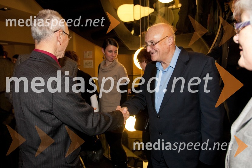 Komedija z ženskami, premiera v MGL