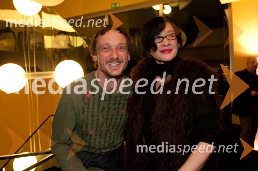 Marko Mandič, igralec; Senka Bulič, igralkaKomedija z ženskami, premiera v MGL