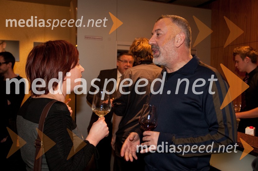 Diana Koloini, dramaturginja; Ivica Buljan, režiserKomedija z ženskami, premiera v MGL