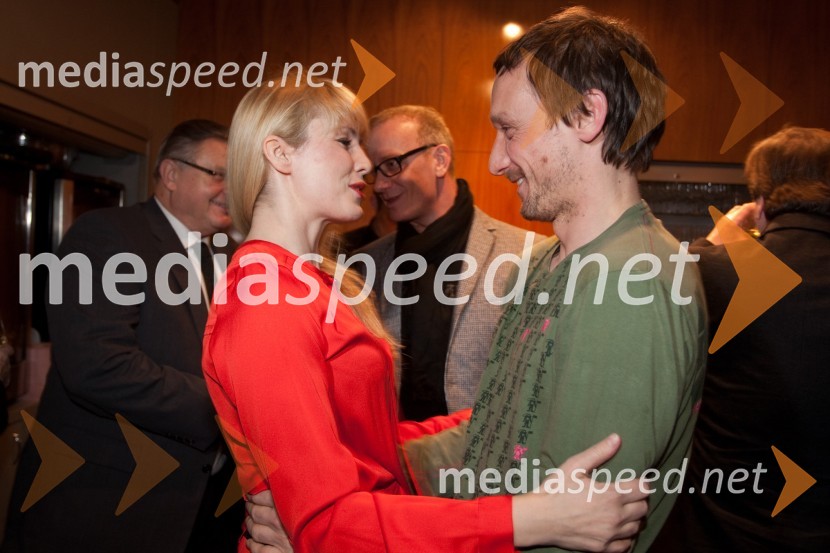 Iva Krajnc, igralka; Marko Mandič, igralecKomedija z ženskami, premiera v MGL