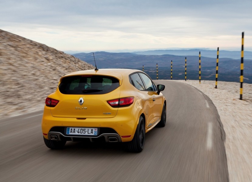 Novi Renault Clio R.S. 200 EDCNovi Renault Clio R.S. 200 EDC