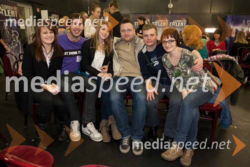 Sara Podlesnik; Miha Gostečnik; Klara Farkaš; Jože Zupančič; Matjaž Štrukelj; Sara BricSlovenija ima talent, tretja avdicija