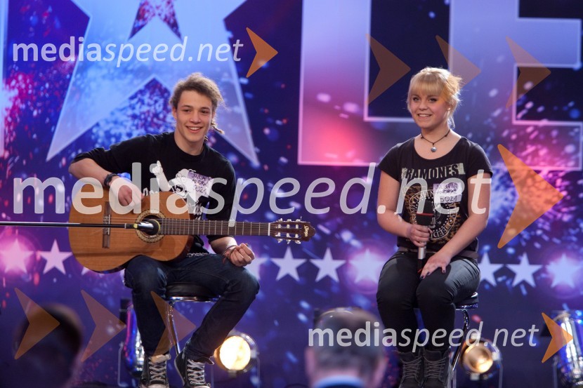 Andraž Erznožnik Podrekar; Julija BenetSlovenija ima talent, tretja avdicija