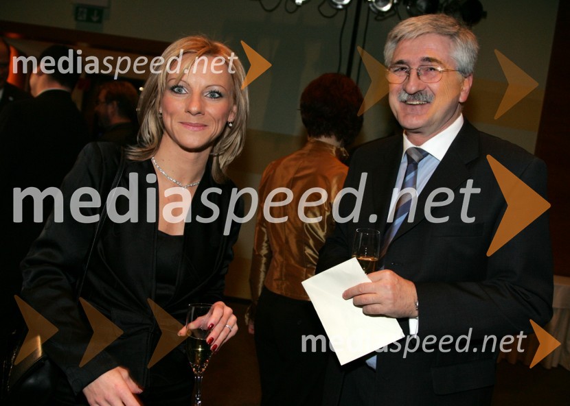 Barbara Žgojver Tavš, poslanka SNS in Petar RadovićPredsedniški sprejem za novinarje