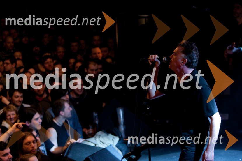 Zoran Kostić Cane, pevec skupine PartibrejkersPartibrejkers, 30 let in Majke, promocija albuma Teške boje