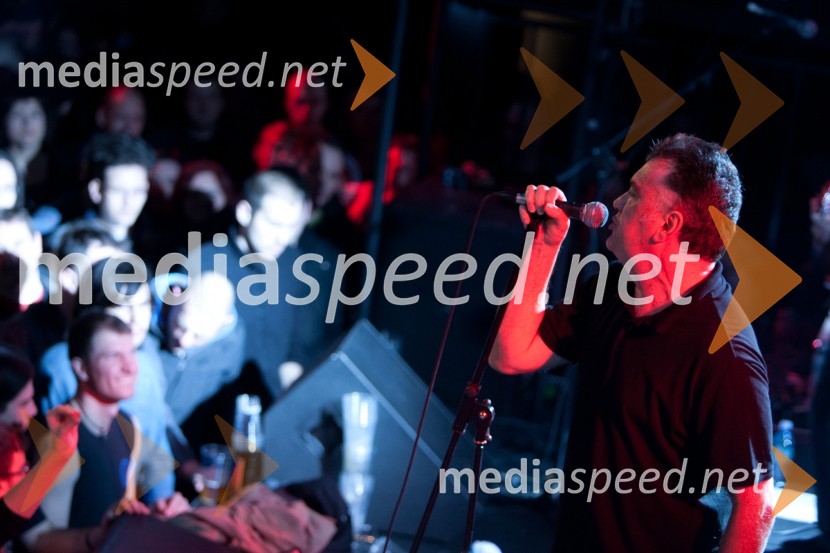 Zoran Kostić Cane, pevec skupine PartibrejkersPartibrejkers, 30 let in Majke, promocija albuma Teške boje