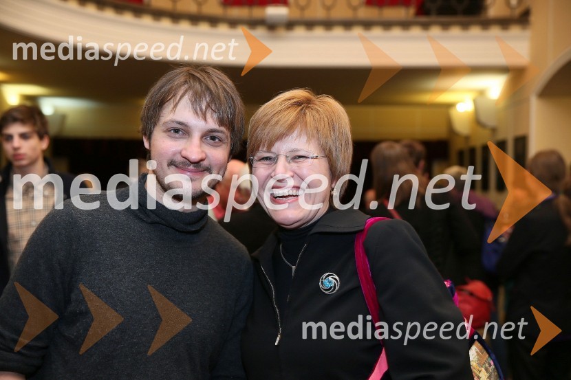 Blaž Setnikar, igralec;&nbsp;Tina Mahkota, prevajalkaNajvečji frajer zahodnega sveta, premiera SLG Celje