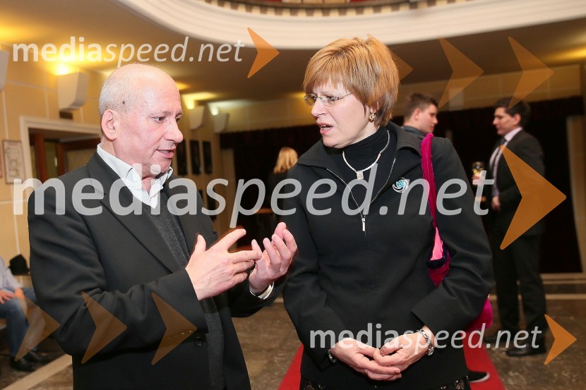 Janez Pipan, hišni režiser SLG Celje;&nbsp;Tina Mahkota, prevajalkaNajvečji frajer zahodnega sveta, premiera SLG Celje