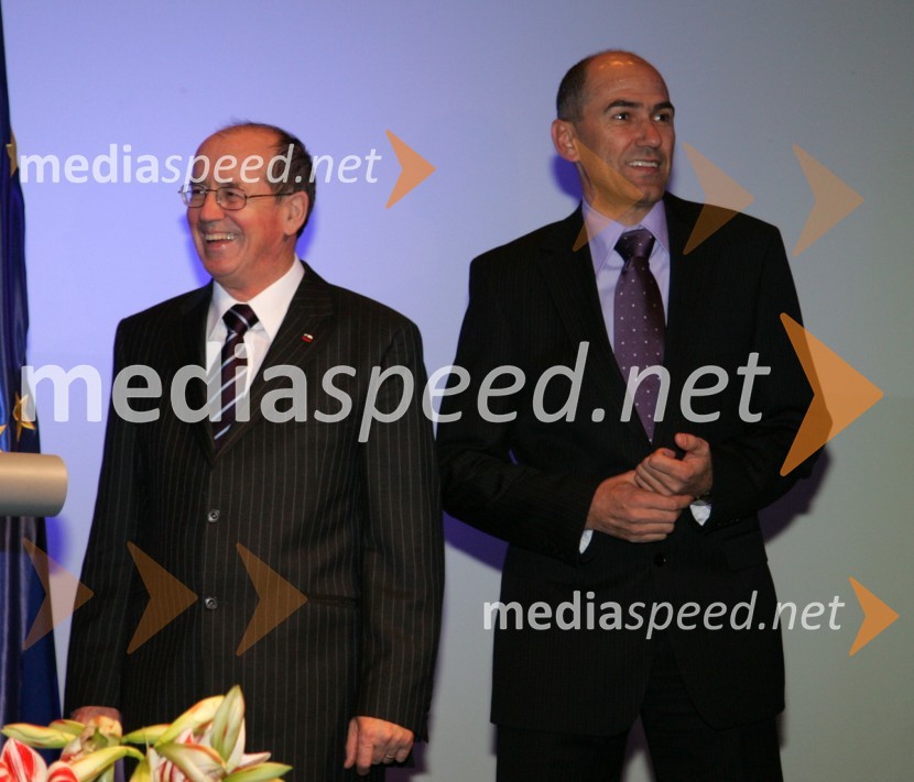 France Cukjati, predsednik Državnega zbora Republike Slovenije in Janez Janša, predsednik Vlade Republike SlovenijePredsedniški sprejem za novinarje