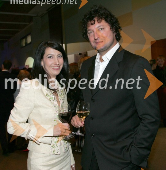 Petra Kancler, novinarka in Dean Dubokovič, fotografPredsedniški sprejem za novinarje