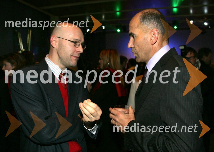 Mitja Žitnik, zunanje politična redakcija na TV Slovenija in Janez Janša, predsednik Vlade Republike SlovenijePredsedniški sprejem za novinarje