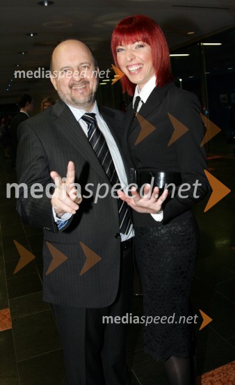 Zmago Jelinčič Plemeniti, poslanec SNS in Tjaša Hrobat, voditeljica Lota na TV SlovenijaPredsedniški sprejem za novinarje