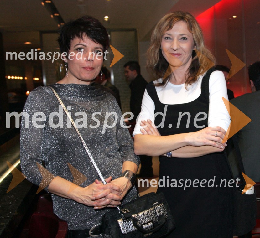 Janja Koren, voditeljica Odmevov na TV Slovenija in Tanja Starič, novinarka TVSPredsedniški sprejem za novinarje