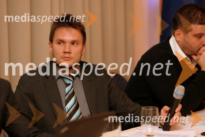 Andrej Čuš ponovno izvoljen za predsednika SDM