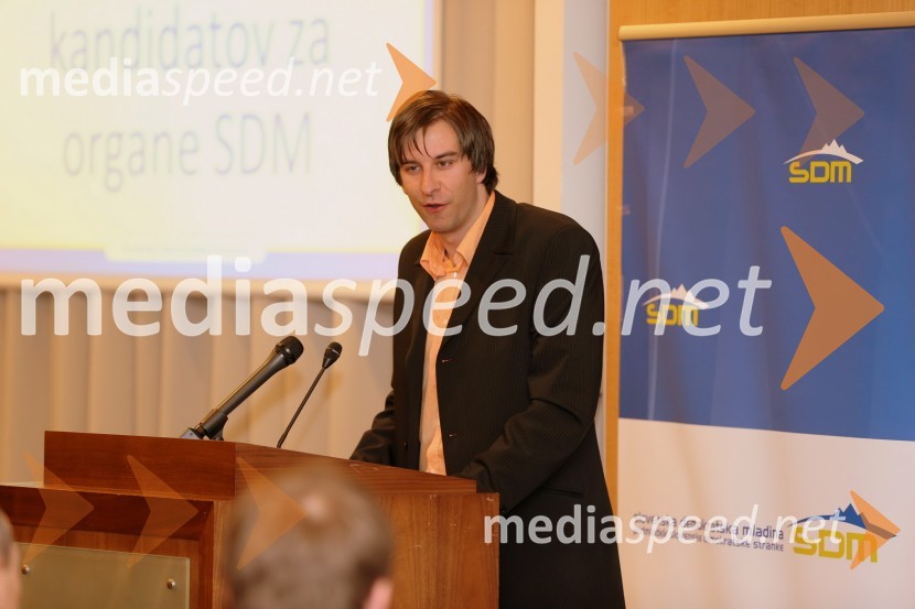 Andrej Čuš ponovno izvoljen za predsednika SDM