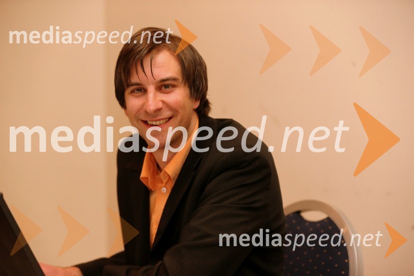 Matej Žontar, piar SDMAndrej Čuš ponovno izvoljen za predsednika SDM