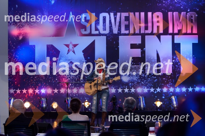 Jasmina BučSlovenija ima talent, četrta avdicija