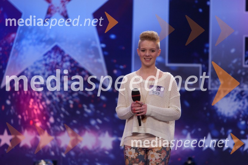 Neža LunarSlovenija ima talent, četrta avdicija