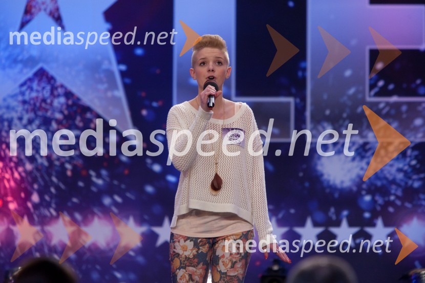 Neža LunarSlovenija ima talent, četrta avdicija