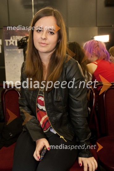Dolores BlažonSlovenija ima talent, peta avdicija