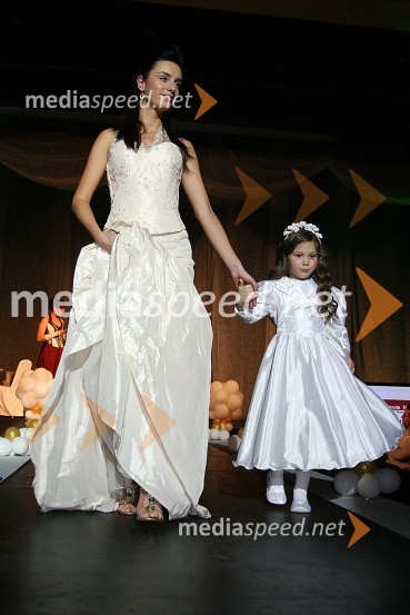 Modna revija poročnega salona Adea