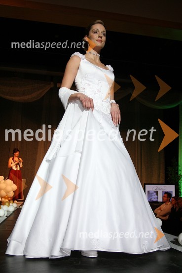 Modna revija poročnega salona Adea