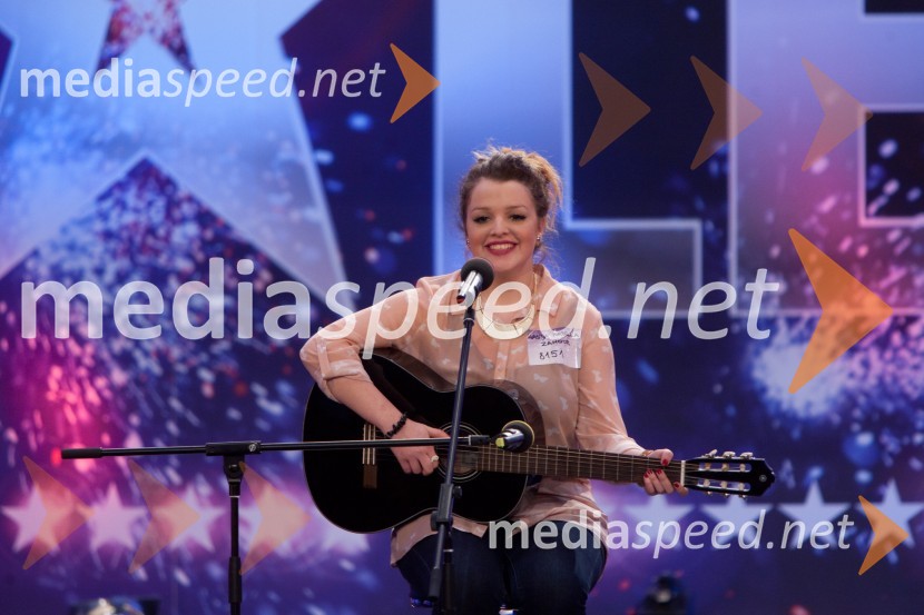 Nastja Isabella ZahourSlovenija ima talent, šesta avdicija