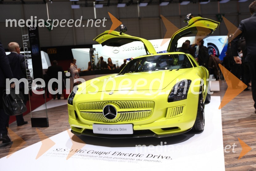 Mercedes Benz SLS AMG Electric DriveH - Q, novosti po znamkah na avto salonu Ženeva 2013