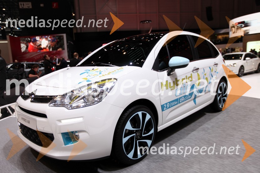 Citroen Hybrid AirA - G, novosti po znamkah na avto salonu Ženeva 2013