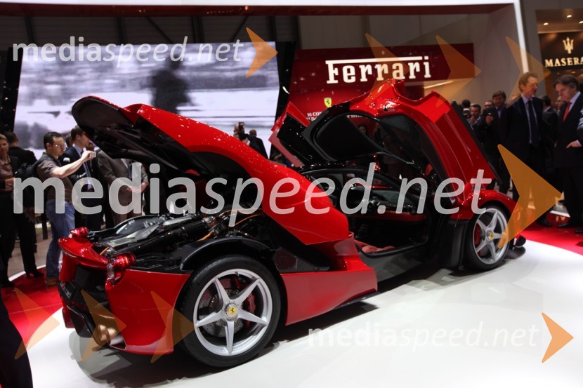 Ferrari LaFerrariA - G, novosti po znamkah na avto salonu Ženeva 2013