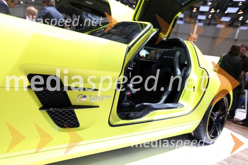 Mercedes Benz SLS AMG Electric DriveH - Q, novosti po znamkah na avto salonu Ženeva 2013