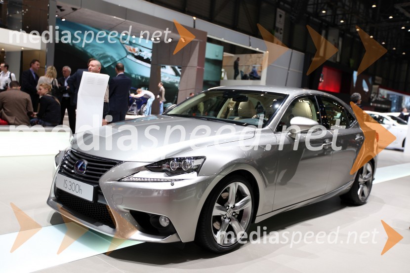 Leksus IS 300hH - Q, novosti po znamkah na avto salonu Ženeva 2013