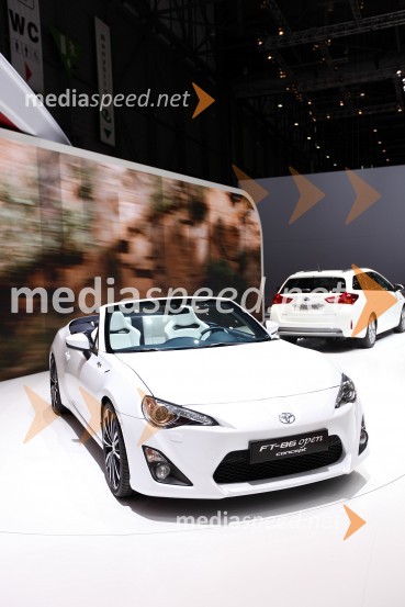 Toyota FT-86 open conceptR - Z, novosti po znamkah na avto salonu Ženeva 2013