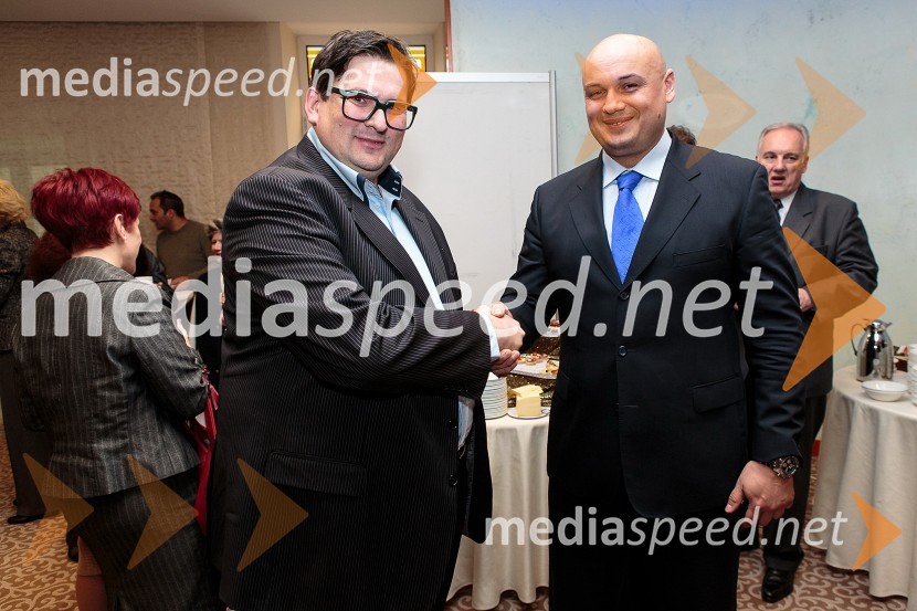 Danijel Koletić, direktor Apriori Agencije; Goran Đukanović, predsednik Črnogorskega-Bližnjevzhodnega-Katarskega združenja prijateljstvaPredstavitev Slovensko Katarskega združenja