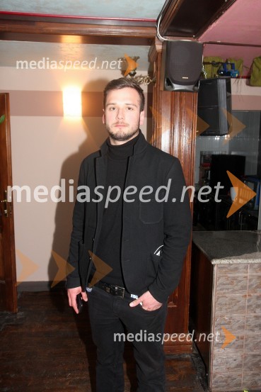 Luka Kreže, sin Smiljana Krežeta, organizator koncertaGibonni, koncert ob Dnevu žena