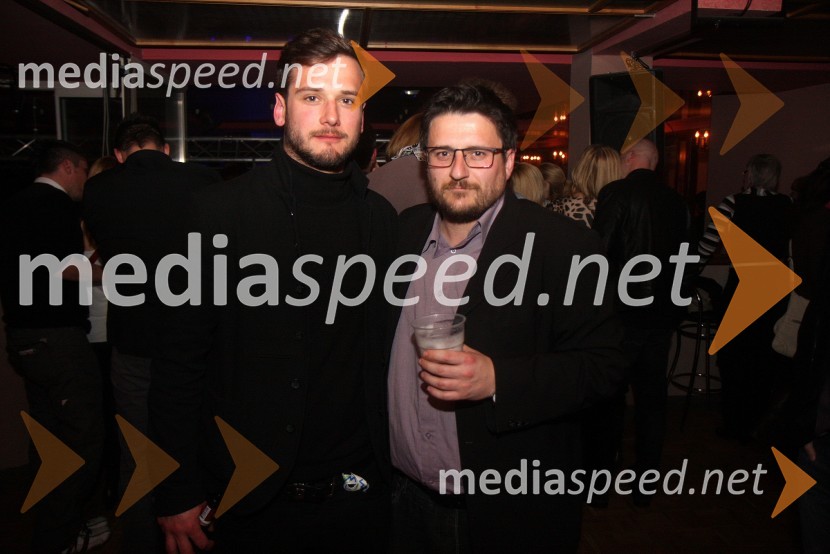 Luka Kreže, sin Smiljana Krežeta, organizator koncerta; Pavel MagdičGibonni, koncert ob Dnevu žena