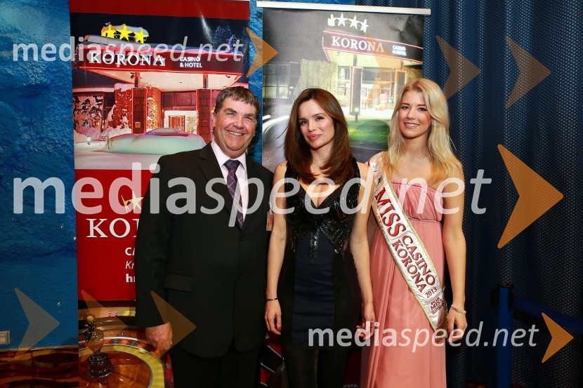 Tomaž Černe,&nbsp;direktor IZC Korona;&nbsp;Severina, pevka;&nbsp;Lara Koren, Miss Casino Korona 2013Severina na koncertu v Hotelu Korona